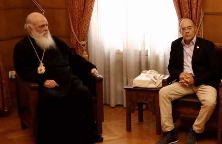 You are currently viewing Συνάντηση Βουλευτή Χίου Ανδρέα Μιχαηλίδη με Αρχιεπίσκοπο Ιερώνυμο.