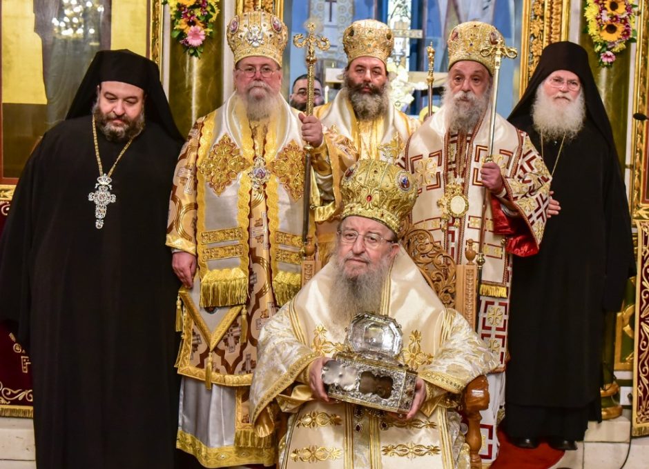 You are currently viewing Πλήθος πιστών στον Άγιο Ιωάννη Χρυσόστομο στη Θεσσαλονίκη για να προσκυνήσει την Αγία Κάρα του