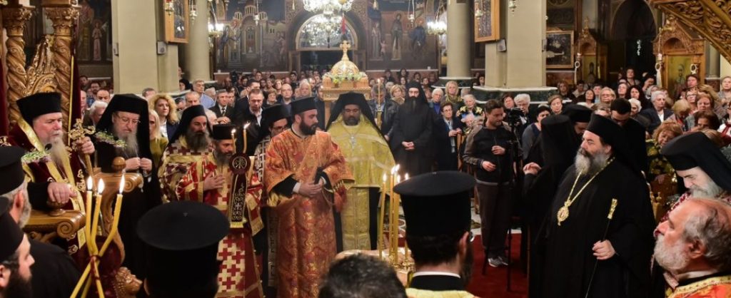You are currently viewing Λαμπρός ο εορτασμός του Αγίου Ιωάννου του Χρυσοστόμου στον φερώνυμο ναό της Θεσσαλονίκης