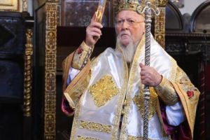 Οικουμενικός Πατριάρχης: “Είναι απαράδεκτο, εκπρόσωποι των θρησκειών να εμφανίζονται ως κήρυκες φανατισμού”