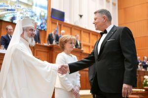 Ο Πατριάρχης Ρουμανίας Δανιήλ στην ορκωμοσία του Προέδρου της χώρας