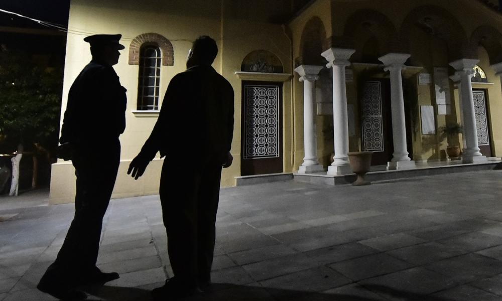 You are currently viewing “Χειροπέδες” στην Ορθοδοξία: Αστυνομικοί με πολιτικά θα φυλάνε τις εκκλησίες