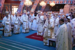 Συλλείτουργο πρoεξάρχοντος του Αρχιεπισκόπου Κύπρου Χρυσοστόμου του Β΄ για την εορτή του Ιδρυτού της Εκκλησίας της Κύπρου