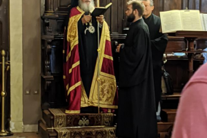 Με κατάνυξη και χαρμολύπη  η λιτάνευση του Ιερού Σκηνώματος του Αγίου Σπυρίδωνος στην Κέρκυρα