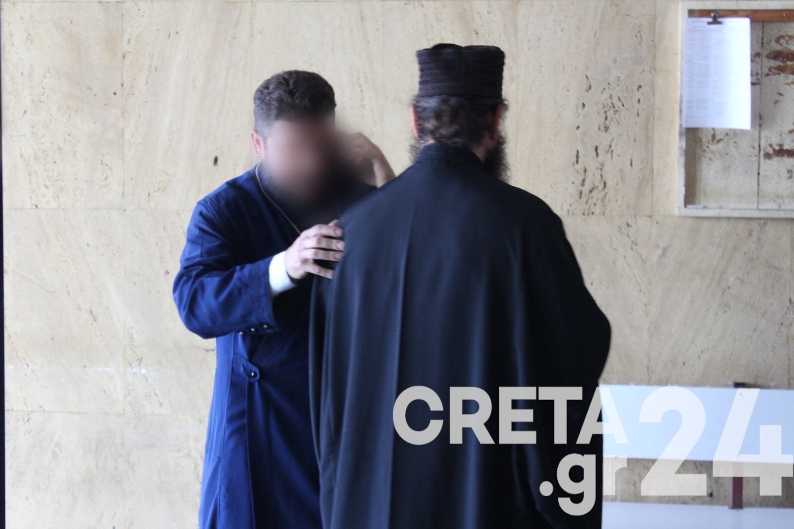 You are currently viewing Απαράδεκτοι: Ποινή φυλάκισης εννέα μηνών στον ιερέα στην Κρήτη που έκανε κήρυγμα για την μάσκα