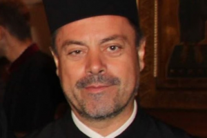Ερωτική αντιζηλία πίσω από την απόπειρα δολοφονίας του έλληνα ιερέα στη Λυών