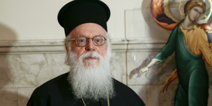 Ο Ευαγγελισμός για την υγεία του Αρχιεπισκόπου Αλβανίας Αναστασίου