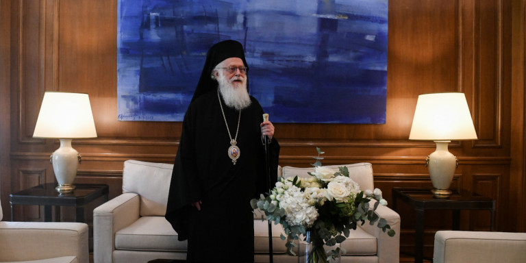 You are currently viewing Πήρε εξιτήριο ο Αρχιεπίσκοπος Αλβανίας Αναστάσιος – Εξέφρασε τις θερμές του ευχαριστίες