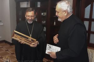 Ο Μητροπολίτης Γαλλίας στον Ουνίτη Αρχιεπίσκοπο της Ουκρανίας Σβιατοσλάβ