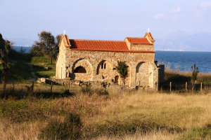 ΑΠΟΚΑΛΥΨΗ:Δεν έχει αποδοθεί εδώ και 30 χρόνια στην Εκκλησία της Αλβανίας η περιουσία της