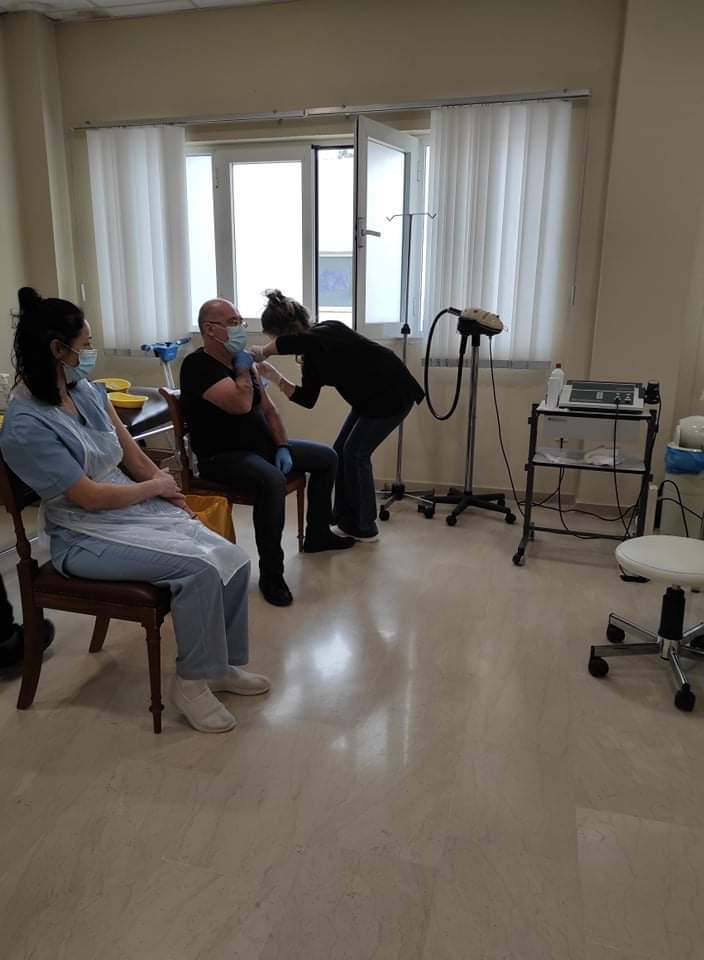 You are currently viewing Εμβολιασμός για τον κορονοϊό στο ίδρυμα χρονίως πασχόντων στην Κέρκυρα
