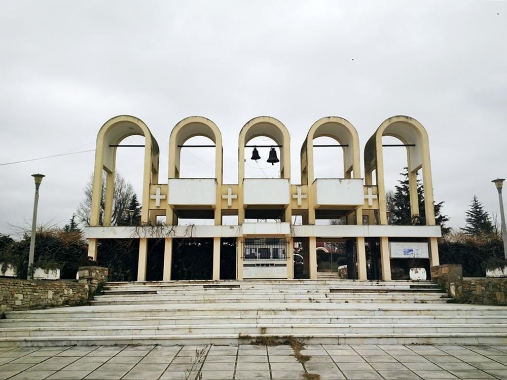 You are currently viewing Μία εγκύκλιος για την ευταξία των ναών των νεκροταφείων «άναψε» τα αίματα στη Θεσσαλονίκη