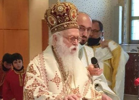 You are currently viewing Αλβανίας Αναστάσιος: “Μόνο στη χριστιανική πίστη ταυτίζεται ο πονεμένος με τον ίδιο τον Θεό”