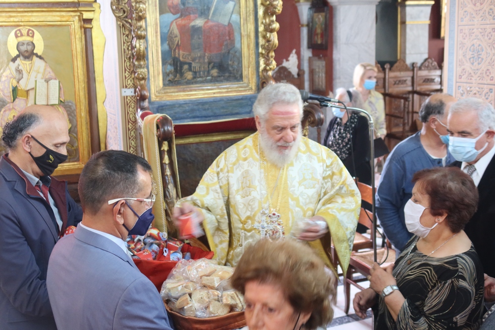 You are currently viewing Η εορτή του Μεγαλομάρτυρος Αγίου Γεωργίου στη Σύρο