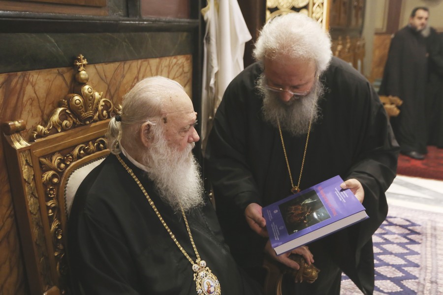 You are currently viewing Το συμβολικό «δώρο» του Φαναρίου Αγαθαγγέλου στον Αρχιεπίσκοπο Ιερώνυμο