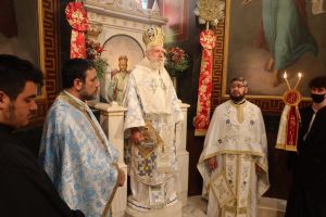 Η Σύρος τίμησε την 85η επέτειο από την εύρεση της θαυματουργού εικόνος του Αγίου Δημητρίου