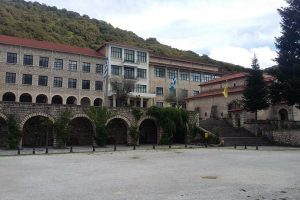 Αντιδράσεις από την τοπική κοινωνία Ιωαννίνων για το Σχέδιο Νόμου και το Υπόμνημα της Ιεράς Συνόδου για το μέλλον της Εκκλησιαστικής Ακαδημίας Βελλά