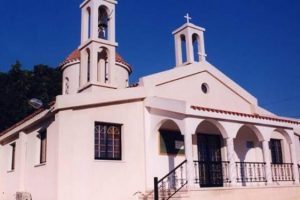 Κλάπηκαν σταυροί και καδένες από Εκκλησία στη Χλώρακα Πάφου – Συνελήφθη 26χρονη