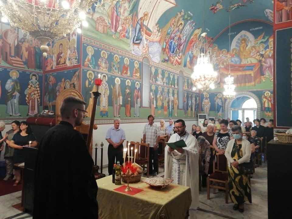 You are currently viewing Εορτάστηκε η κοίμηση της Αγίας Άννης στην Εκκλησία της Αλβανίας