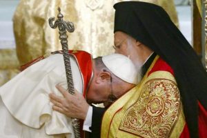 Ευχές του Οικ. Πατριάρχη για ταχεία ανάρρωση προς τον Πάπα
