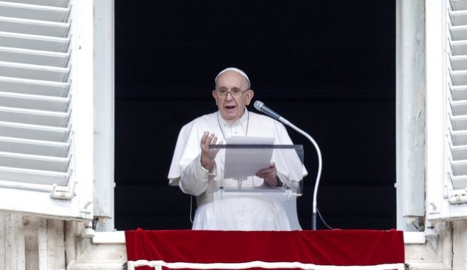 You are currently viewing Πάπας Φραγκίσκος: Έλαβε φάκελο με σφαίρες – Συναγερμός στις ιταλικές Αρχές