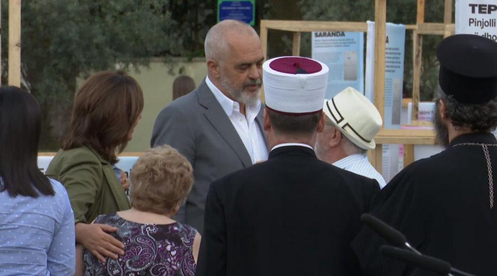 You are currently viewing Αναζήτηση αγνοούμενων κληρικών και πιστών κατά τον αθεϊστικό διωγμό στην Αλβανία….