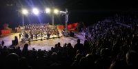 Ο Μητροπολίτης Φιλίππων Στέφανος τραγουδά Θεοδωράκη σε εκδήλωση στην Καβάλα προ διετίας