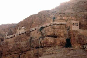 Το μοναστήρι των Πειρασμών: Εκεί όπου ο Χριστός προσευχήθηκε και νήστεψε 40 ημέρες