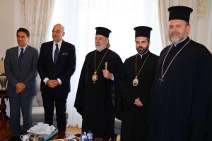 Συνάντηση του Υπουργού Εξωτερικών με τον Αρχιεπίσκοπο Θυατείρων