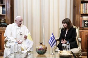 Στην Πρόεδρο της Ελληνικής Δημοκρατίας ο Πάπας Φραγκίσκος