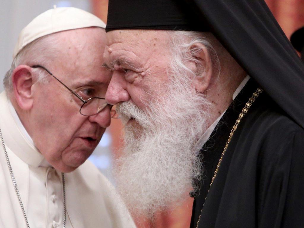 You are currently viewing Σημαντική η επίσκεψη Πάπα στην Ελλάδα ✔️Πάπας προς Ιερώνυμο : «Να κοιτάξουμε την Μεσόγειο ως θάλασσα που μας ενώνει»,✔️Ιερώνυμος προς Πάπα: « Αρκετά πια με τα ωραία λόγια»