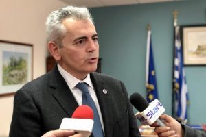 Λάβρος ο Μάξιμος Χαρακόπουλος κατά της απαράδεκτης και προκλητικής εισήγησης της Μαλτέζας Επιτρόπου για κατάργηση της ευχής ”Καλά Χριστούγεννα”