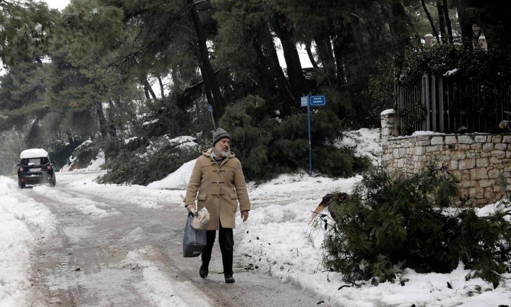 Έρχεται σφοδρό κύμα κακοκαιρίας! Χιόνια ακόμα και μέσα στην Αθήνα - Θα χιονίζει στο Άγιον Όρος από την Παρασκευή