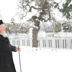 Πεζοπορία του Οικουμενικού Πατριάρχη Βαρθολομαίου στα χιόνια
