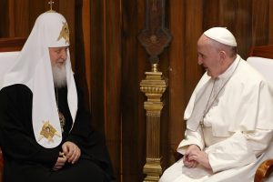 Aναμένεται συνάντηση Πάπα Φραγκίσκου – Πατριάρχη Μόσχας μετά από 6 χρόνια