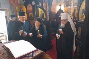 Ο Οικουμενικός Πατριάρχης στον Ιερό Ναό Αγίου Ιωάννου της Κλίμακος Βαρσοβίας