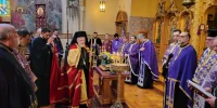 Πλήθος Ελλήνων και Ουκρανών Ορθοδόξων προσευχήθηκαν στη Βοστώνη για την κατάπαυση του πολέμου