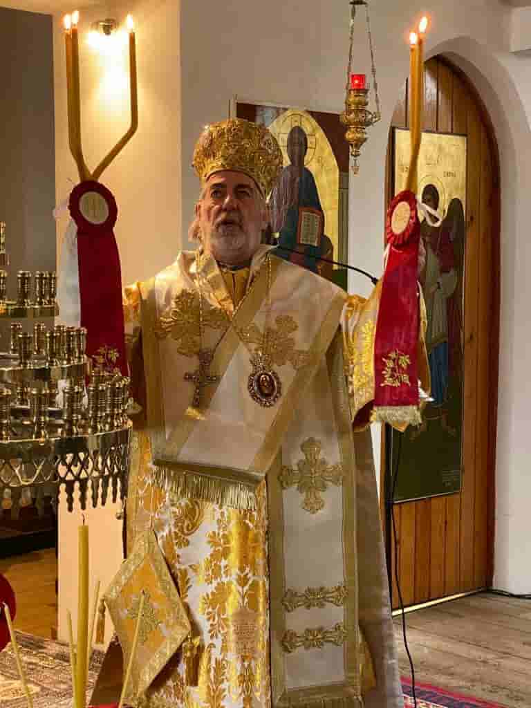 You are currently viewing Ο Αρχιεπίσκοπος Θυατείρων κ. Νικήτας  στον Άγιο Αντώνιο Holloway για την Κυριακή του Παραλύτου