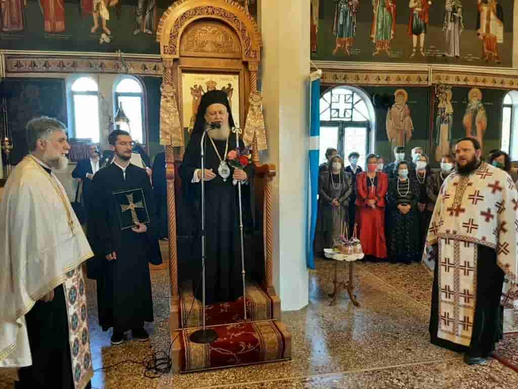 You are currently viewing Ο εορτασμός των Αγίων Κωνσταντίνου και Ελένης στην Ιερά Μητρόπολη Χαλκίδος