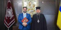 Ο Μητροπολίτης Κιέβου Επιφάνιος συναντήθηκε με τον Επιτετραμμένο της Ελληνικής Πρεσβείας στο Κίεβο, Μανώλη Ανδρουλάκη