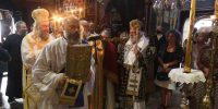 ΑΝΔΡΟΣ: Δισαρχιερατική Θεία Λειτουργία στην Μονή του Αγίου Παντελεήμονος