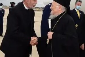 Ο Οικουμενικός  Πατριάρχης  για την Προεδρική τιμή προς τον π. Αλεξ Καρλούτσο