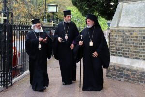 Ο Αρχιεπίσκοπος Θυατείρων στην Κοίμηση της Θεοτόκου στο Wood Green