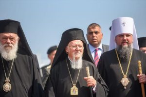 Μηνύματα ενότητας από τον Οικ. Πατριάρχη, τον Aρχιεπίσκοπο Αθηνών και τον Mητροπολίτη Κιέβου και πάσης Ουκρανίας