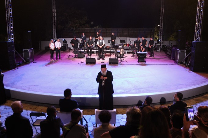 You are currently viewing Ο Αρχιεπίσκοπος στην μουσική παράσταση «Μικρασία τόπος Ελληνικός