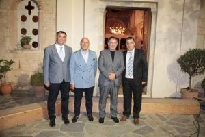 Ο πρόεδρος του Σωματείου Ιεροψαλτών Τρικάλων στα Πινδάρεια 2022 στη Θήβα