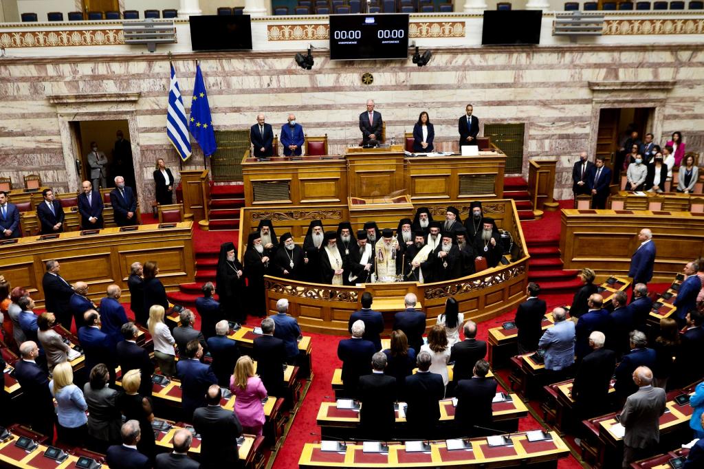 You are currently viewing Ο Αγιασμός στη Βουλή των Ελλήνων – Τι είπε ο Αρχιεπίσκοπος στους πολιτικούς !
