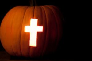 «Η συμμετοχή μας στο Halloween είναι μια ειδωλολατρική προδοσία του Θεού μας και της Αγίας πίστης μας». Αγ. Νικόλαος Βελιμίροβιτς