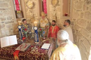 ΣΥΡΟΣ: Η ενιαύσια μνήμη του Αγίου Μεγαλομάρτυρος Δημητρίου τιμήθηκε σήμερα στην Ερμούπολη