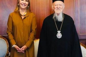 Η Υφυπ. Παιδείας και Θρησκευμάτων Ζέττα Μακρή με τον Οικουμενικό Πατριάρχη κ. Βαρθολομαίο στην Κωνσταντινούπολη
